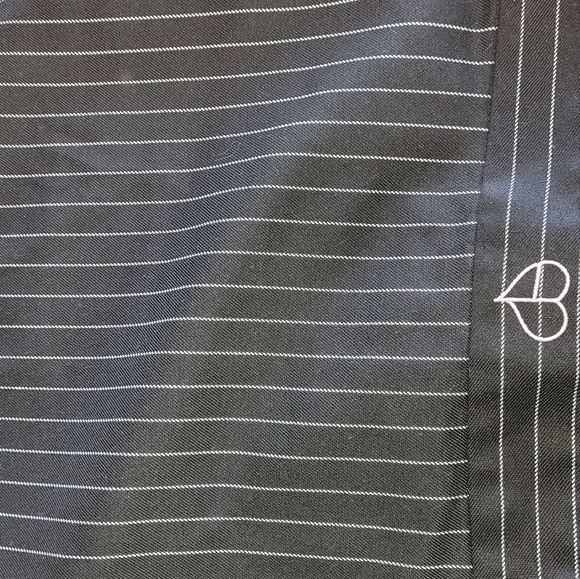 NWOT H&M blackpink collection mini pinstriped skirt with side slit - Picture 8 of 11